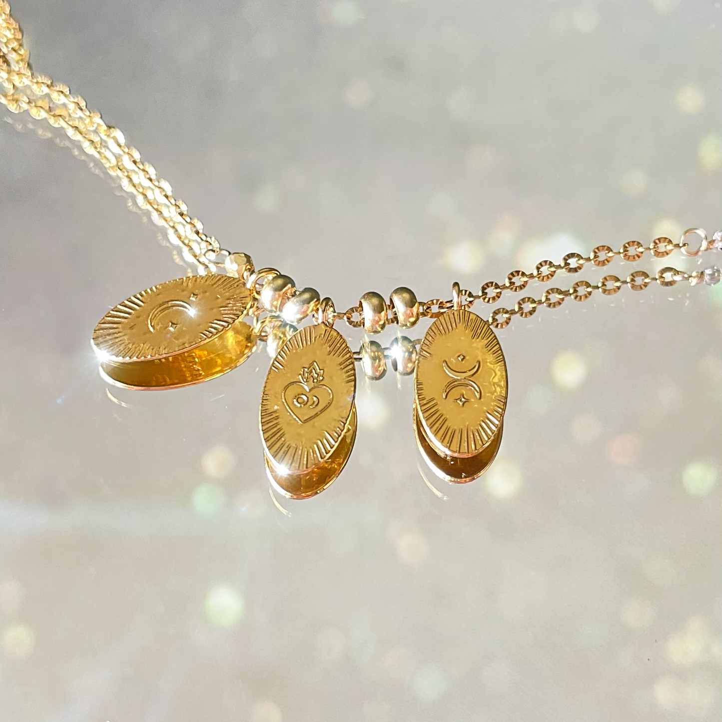 Collier Médailles Astro