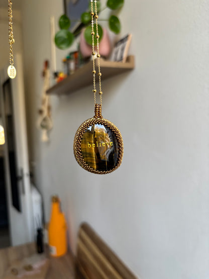 Pièce unique en Oeil de Tigre Believe pour Madisson 🍂