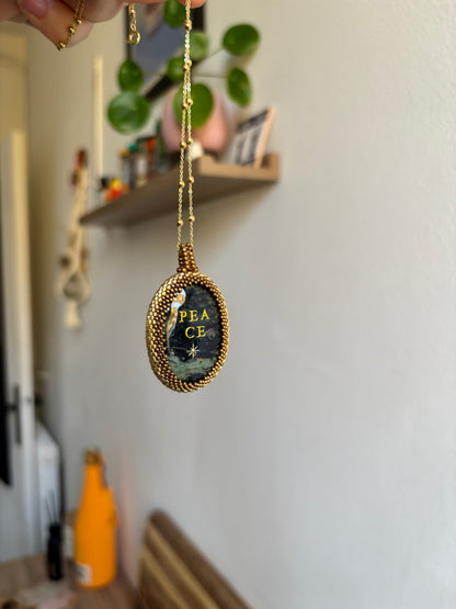 Pièce unique en Jaspe Kambamba avec Peace pour Leslie 🌟