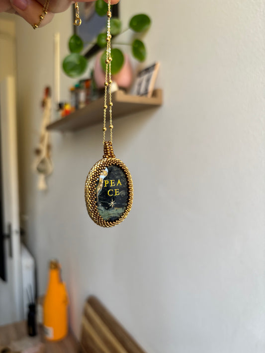 Pièce unique en Jaspe Kambamba avec Peace pour Leslie 🌟