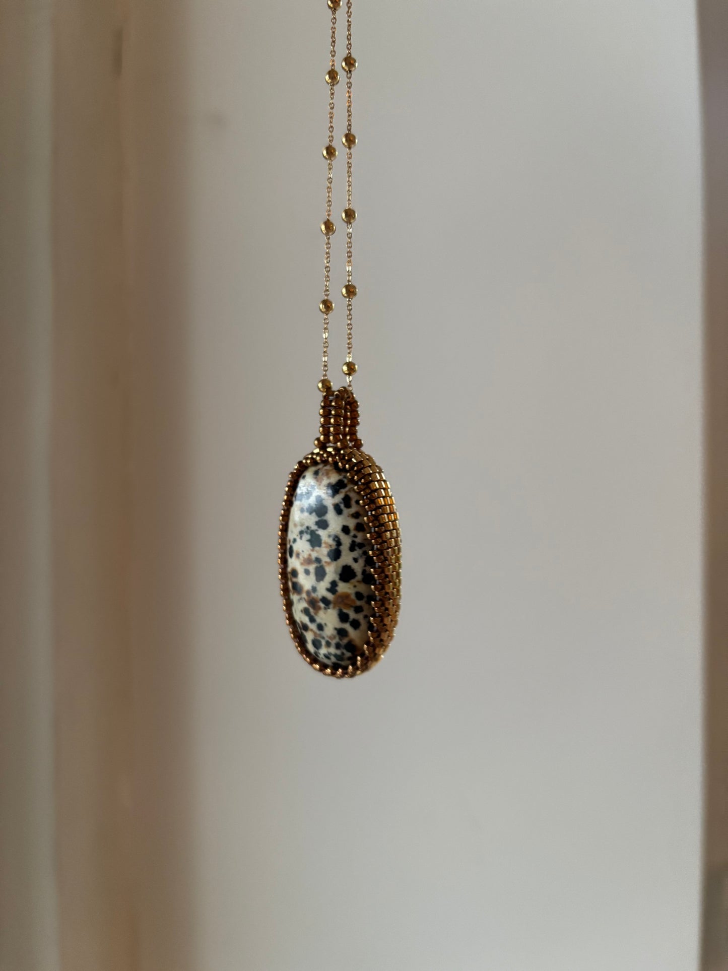 Pièce unique en Jaspe Dalmatien - Phases de la Lune pour Delphine ✨
